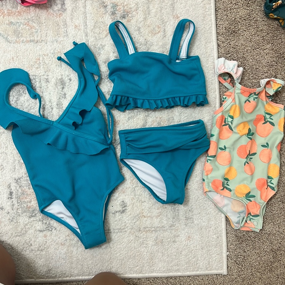 Girls swimsuits